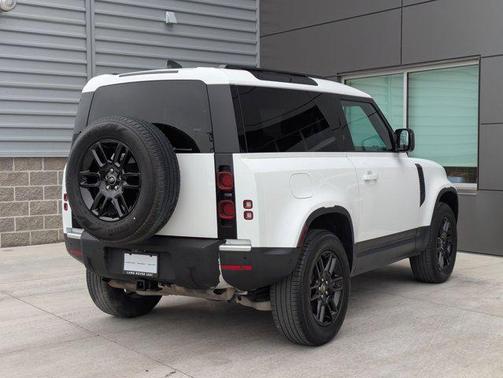 2024 Land Rover Defender 90 P300 S