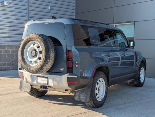 2022 Land Rover Defender 110 Standard