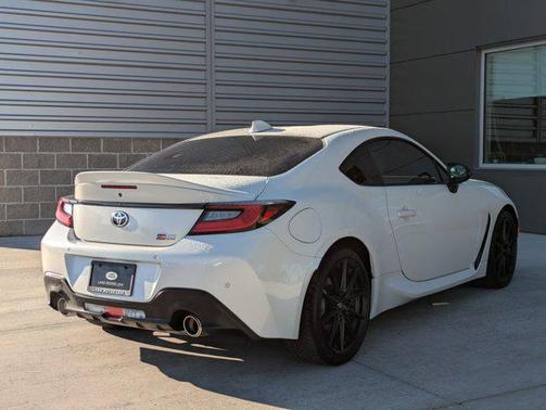 2023 Toyota GR86 Premium