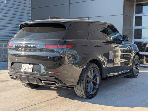 2024 Land Rover Range Rover Sport SE