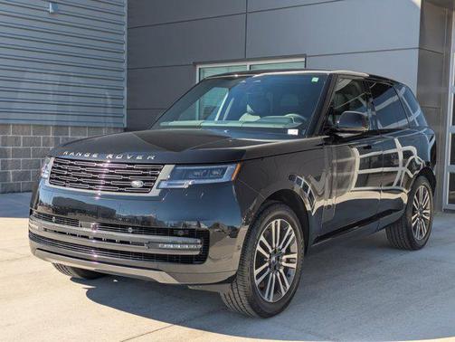 2024 Land Rover Range Rover P530 SE