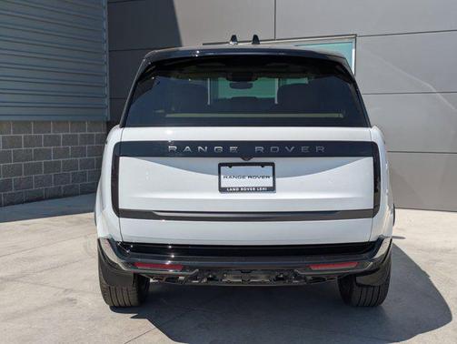 2025 Land Rover Range Rover P530 SE