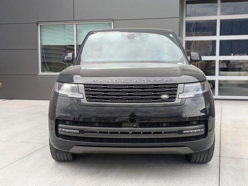 2024 Land Rover Range Rover SE