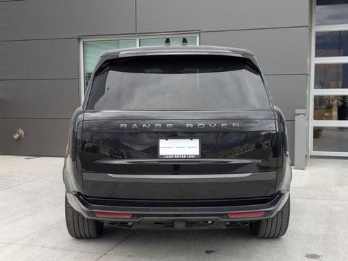 2024 Land Rover Range Rover SE