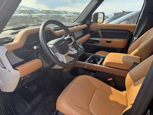 2024 Land Rover Defender 110 P300