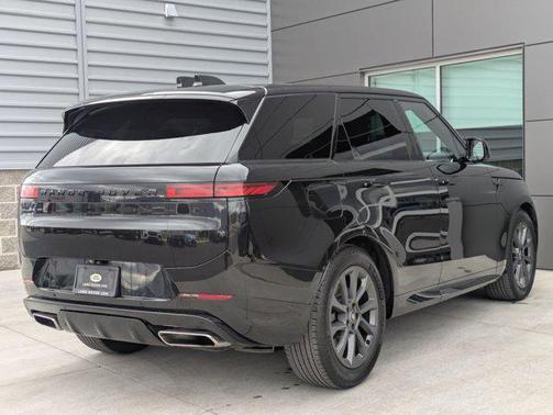 2024 Land Rover Range Rover Sport SE