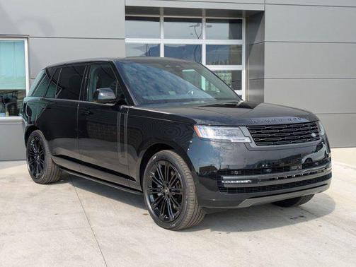2025 Land Rover Range Rover P530 SE 7 Seat