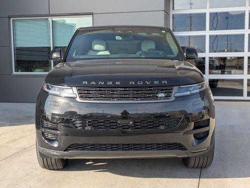 2024 Land Rover Range Rover Sport SE