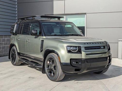 2025 Land Rover Defender 110 P400 X-Dynamic SE