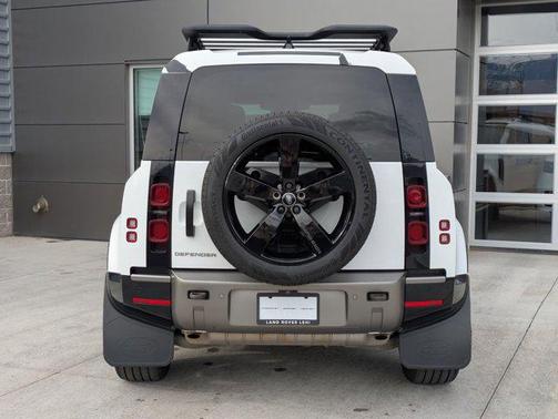 2022 Land Rover Defender 110 X-Dynamic HSE