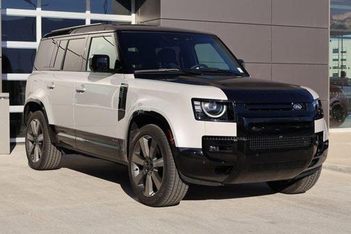 Borasco Grey Metallic 2026 Land Rover Defender P400 X