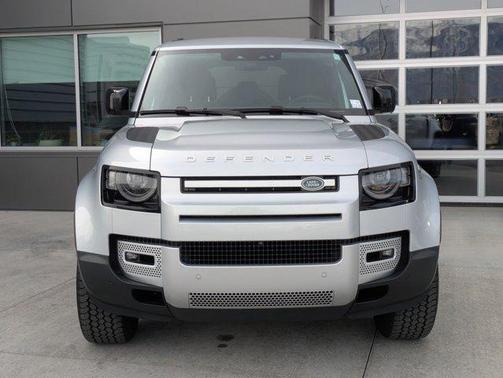 2024 Land Rover Defender 110 P400 S