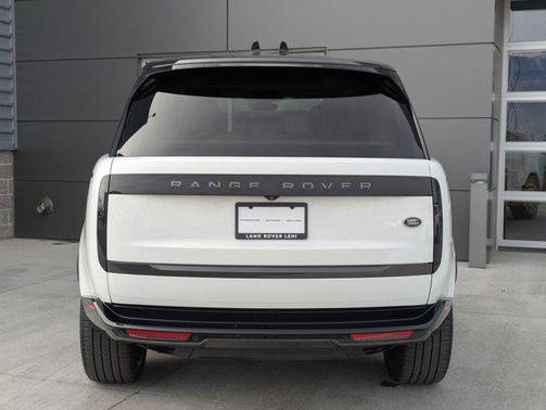 2023 Land Rover Range Rover P400 SE