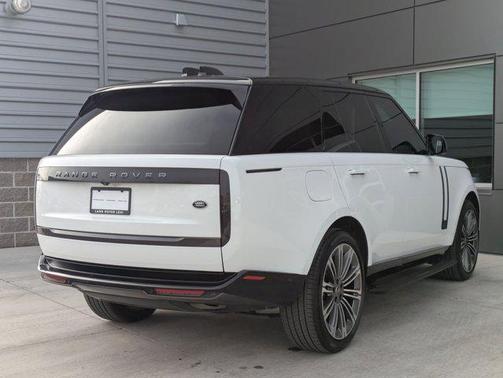 2023 Land Rover Range Rover P400 SE