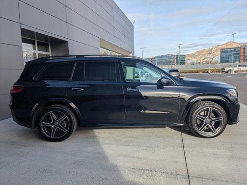 2024 Mercedes-Benz GLS 450 4MATIC