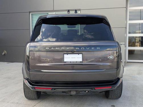 2023 Land Rover Range Rover P440e SE