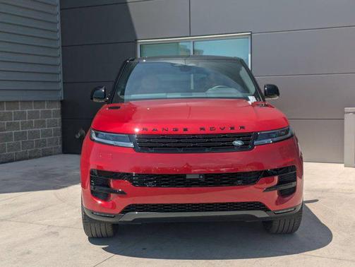 2025 Land Rover Range Rover Sport SE