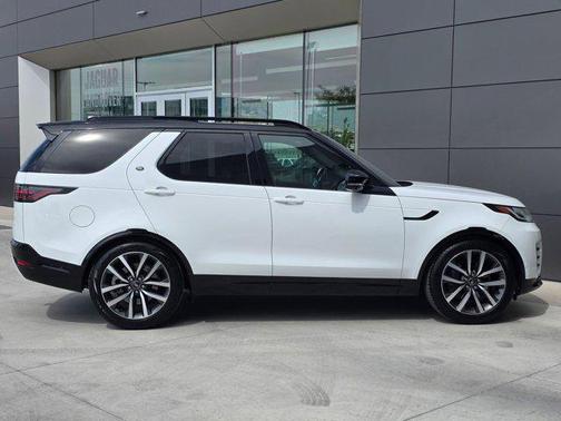 2023 Land Rover Discovery P360 S R-Dynamic