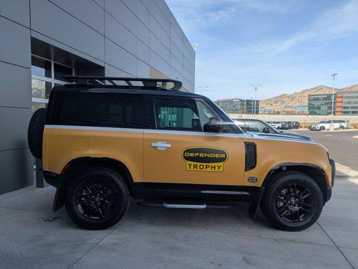 2023 Land Rover Defender 90 X-Dynamic SE