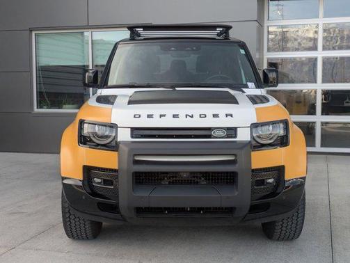 2023 Land Rover Defender 90 X-Dynamic SE