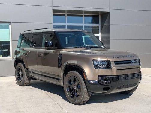 2025 Land Rover Defender 110 P400 X-Dynamic SE