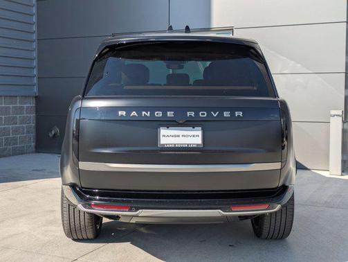 2025 Land Rover Range Rover P400 SE