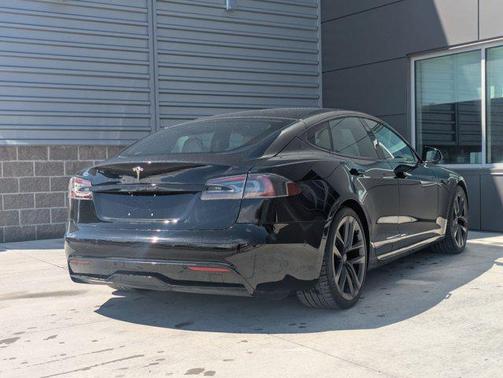 2021 Tesla Model S Plaid