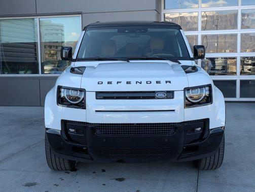 2026 Land Rover Defender P400 X-Dynamic SE