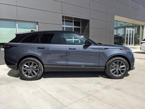 2026 Land Rover Range Rover Velar P250 SE R-Dynamic
