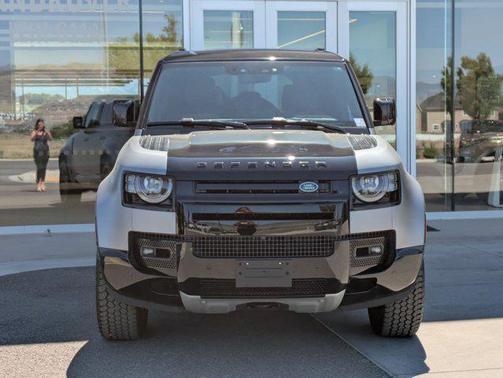 2024 Land Rover Defender 110 P400 X