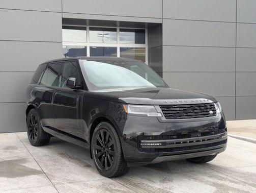 2026 Land Rover Range Rover P400 SE