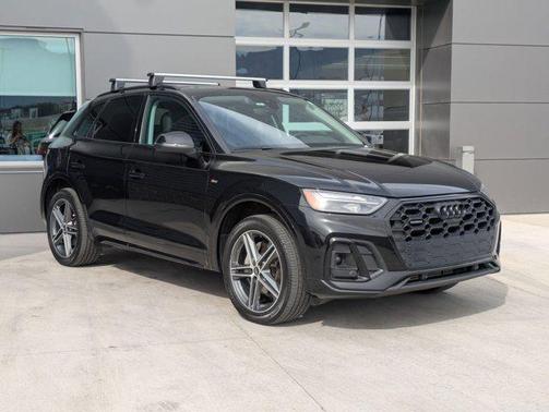 2022 Audi Q5 e 55 S line Premium Plus