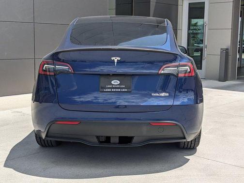 2022 Tesla Model Y Performance Dual Motor All-Wheel Drive