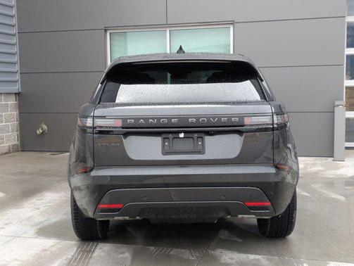 2026 Land Rover Range Rover Velar P250 SE R-Dynamic