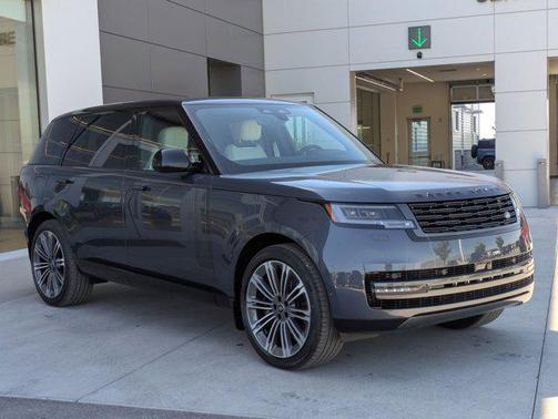 2025 Land Rover Range Rover P530 SE 7 Seat