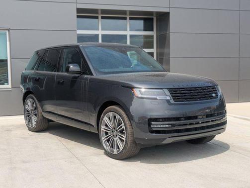 2025 Land Rover Range Rover P530 SE