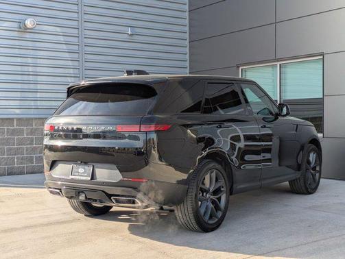 2024 Land Rover Range Rover Sport SE