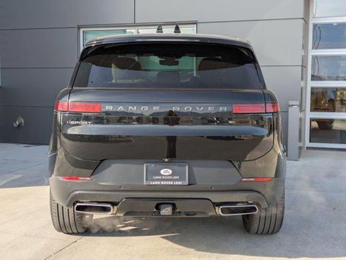 2024 Land Rover Range Rover Sport SE
