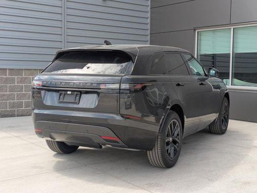 2026 Land Rover Range Rover Velar P250 SE R-Dynamic