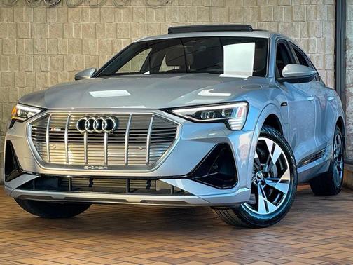 2022 Audi e-tron Sportback S line Premium