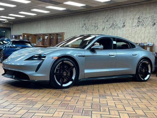 2020 Porsche Taycan Turbo S Sedan