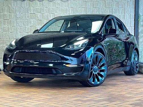 2023 Tesla Model Y Performance AWD