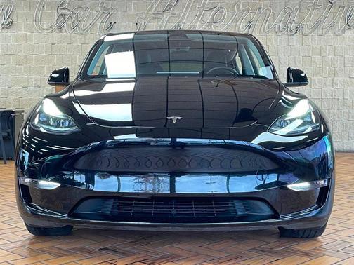 2023 Tesla Model Y Performance AWD