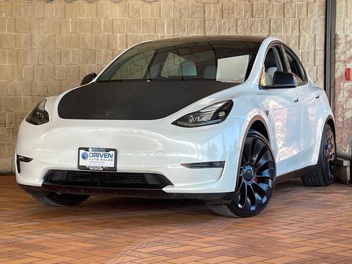 2022 Tesla Model Y Performance AWD