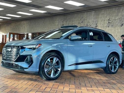 2023 Audi Q4 e-tron Prestige 50 quattro