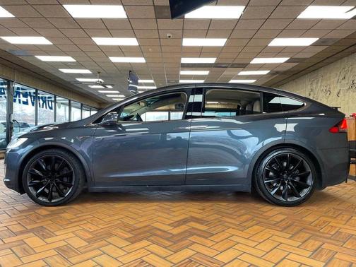 2016 Tesla Model X AWD 4dr 90D