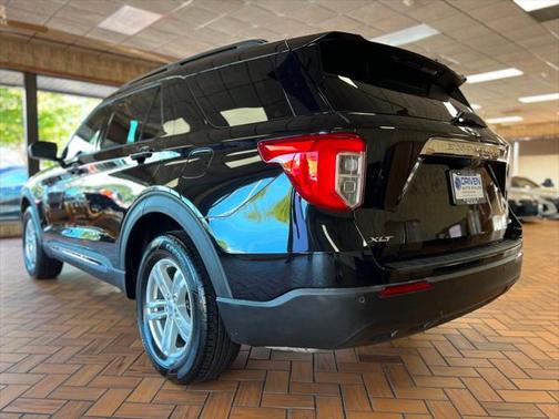 2022 Ford Explorer XLT 4WD