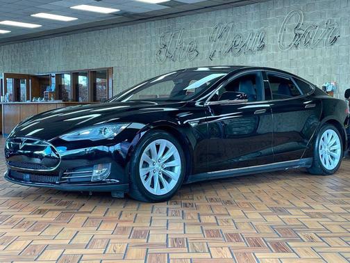 2016 Tesla Model S 70D