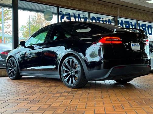 2022 Tesla Model X AWD