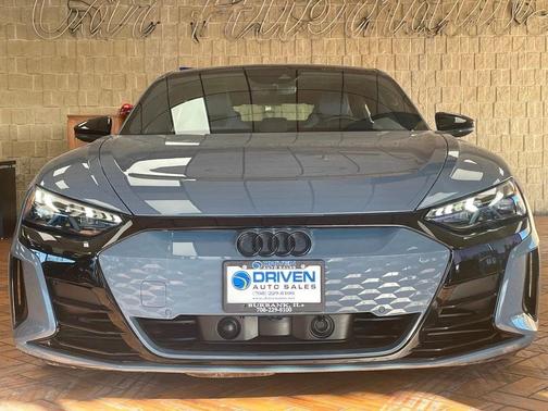 2022 Audi e-tron GT Premium Plus